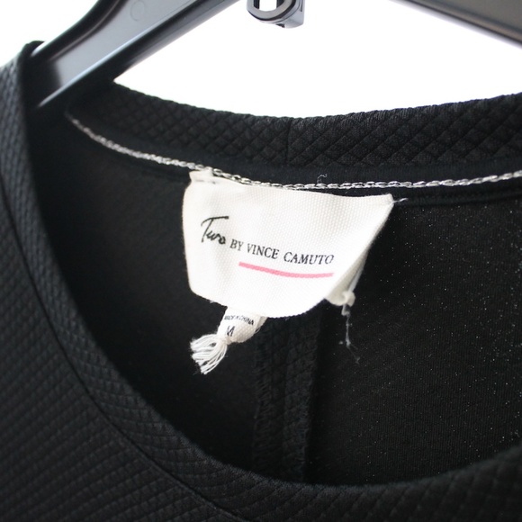 Two by Vince Camuto Black Textured Sweatshirt Style Top - Picture 3 of 6